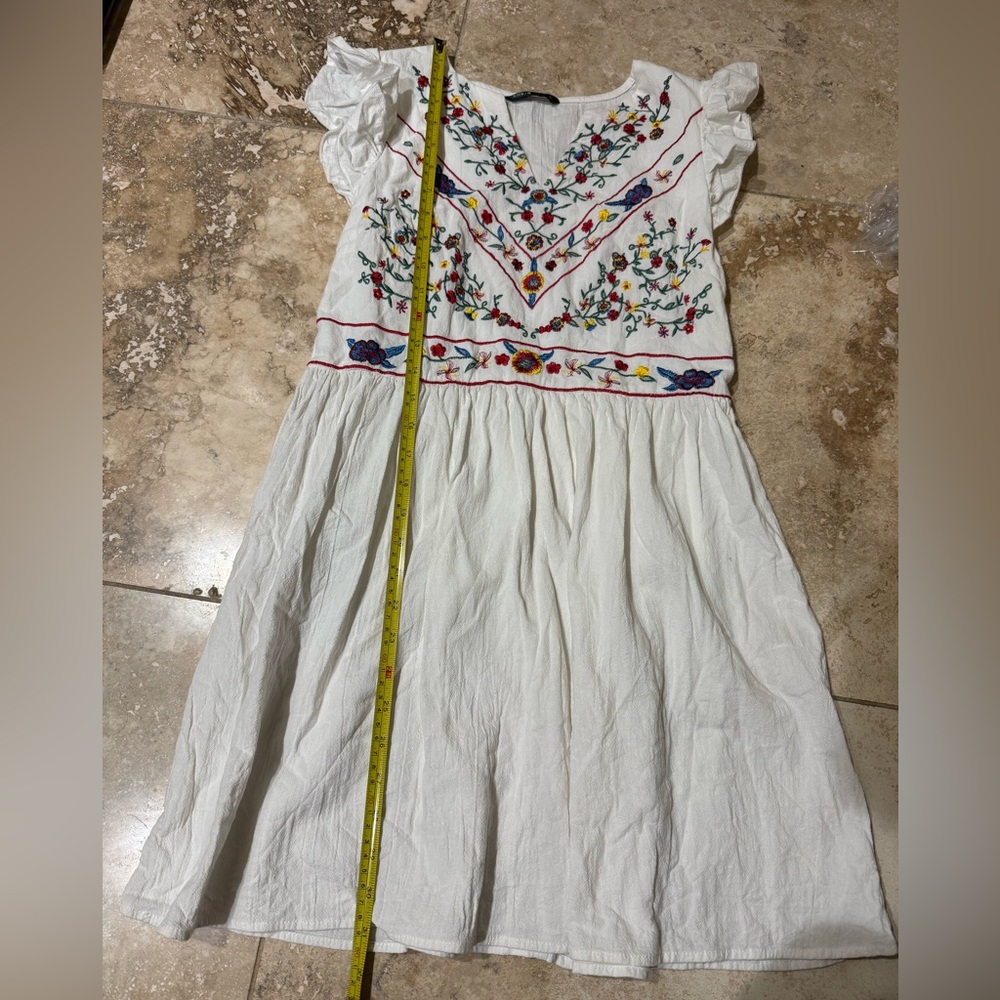 Cute SHEIN White Cotten Dress with intricate Floral Embroidery Design